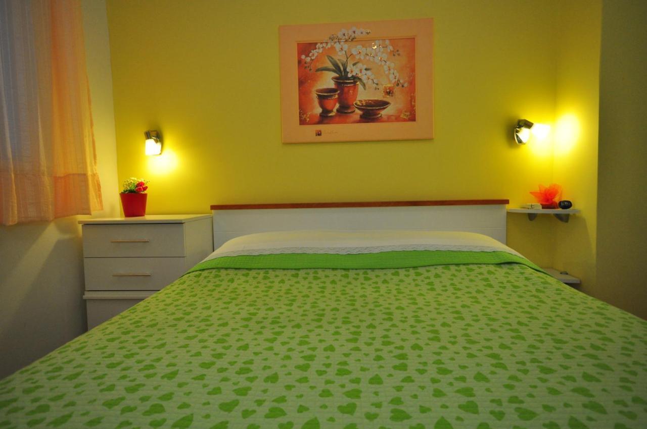 Tri Palme Prvic Sepurine Exterior foto